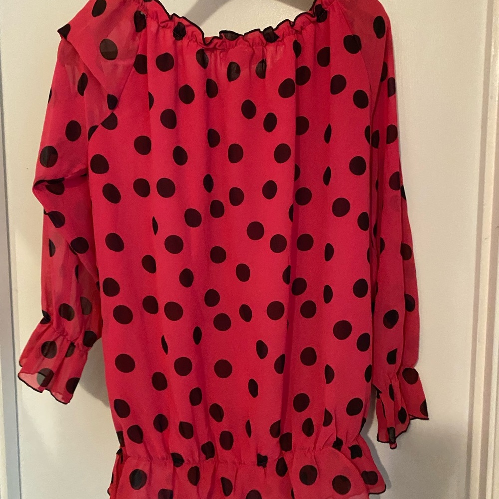 Silky polkadot top
